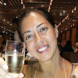 Meet your Posher, Sheyla